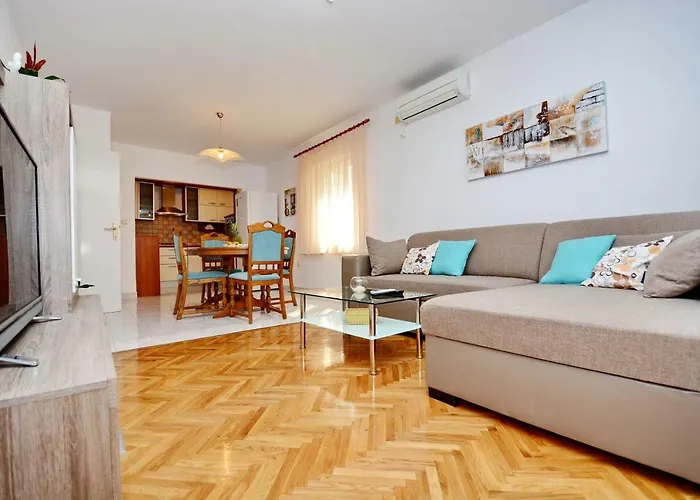 Apartment Dunatov